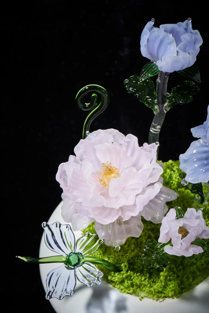 White Garden in Stillness - Image 3