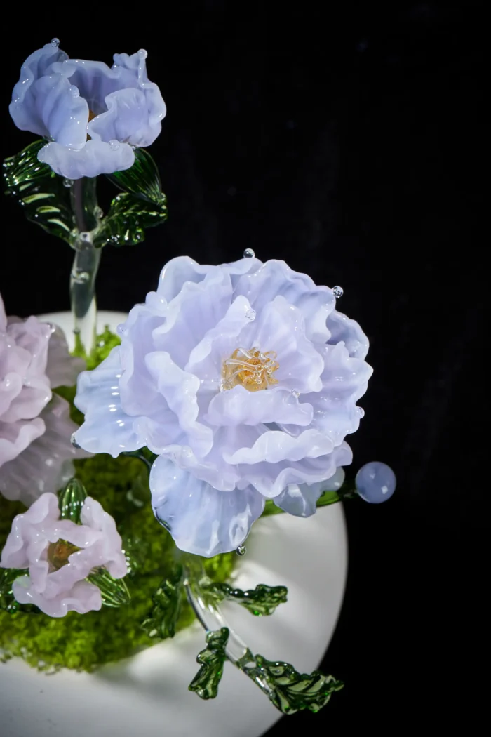 White Garden in Stillness - Image 2