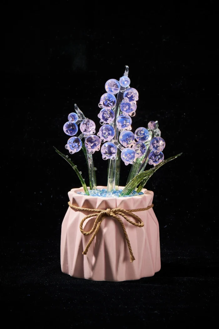 N0275 A Gift of May - Image 1